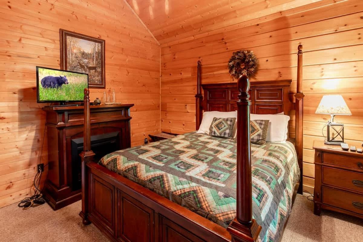 Nice View Fireplace, Hot Tub, Porch Bed, Private Sevierville Luaran gambar