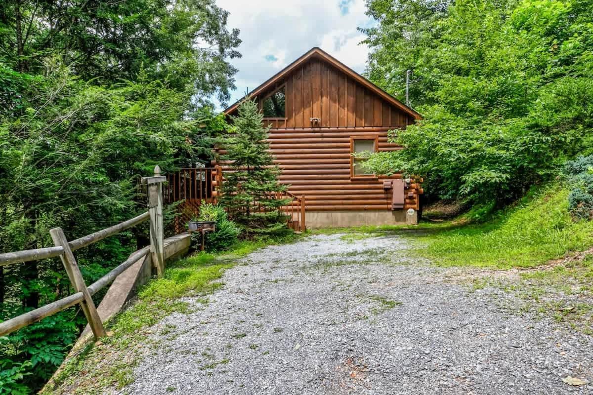Nice View Fireplace, Hot Tub, Porch Bed, Private Sevierville Luaran gambar
