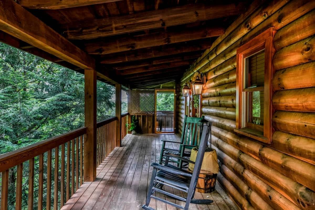 Nice View Fireplace, Hot Tub, Porch Bed, Private Sevierville Luaran gambar